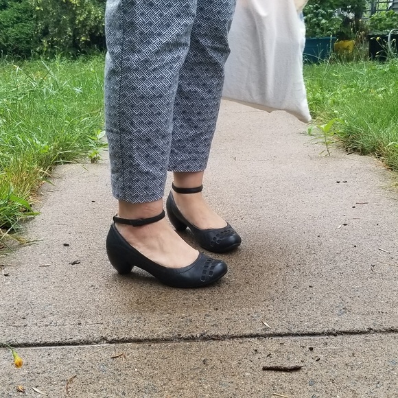 JUMP pumps - Picture 2 of 2